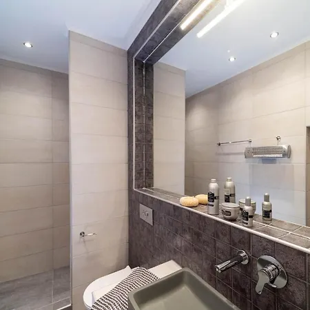 Four Season Apartment Rhodes City