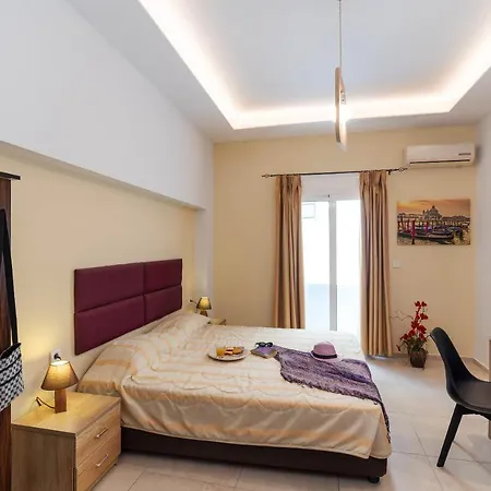 Four Season Apartment